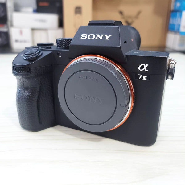 Câmera Sony A7 III seminova