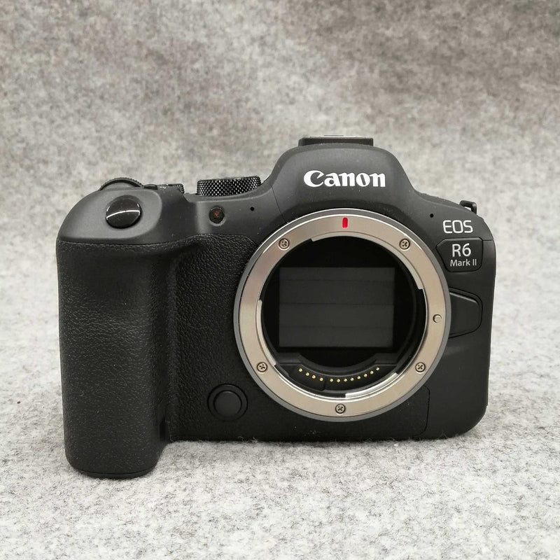 Câmera Canon EOS R6 Mark II seminova